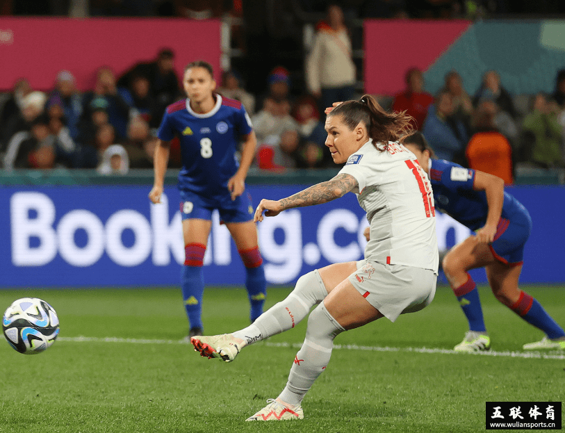 瑞士女足2-0击败菲律宾，世界杯开门红！巴赫曼点射皮于贝尔破门