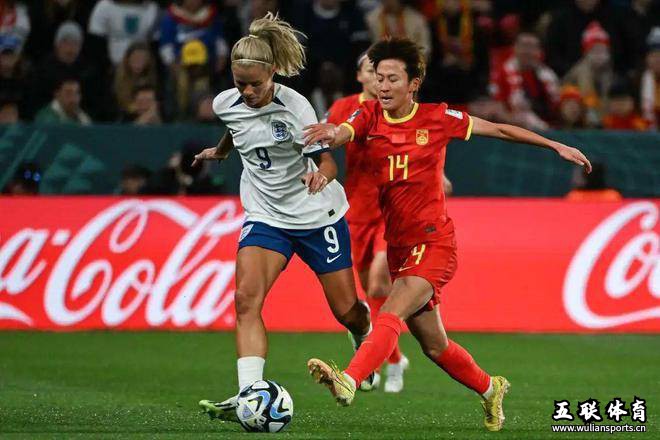 女足铩羽归来，水庆霞去留成焦点：对主帅要容错，陈婉婷未必能行。