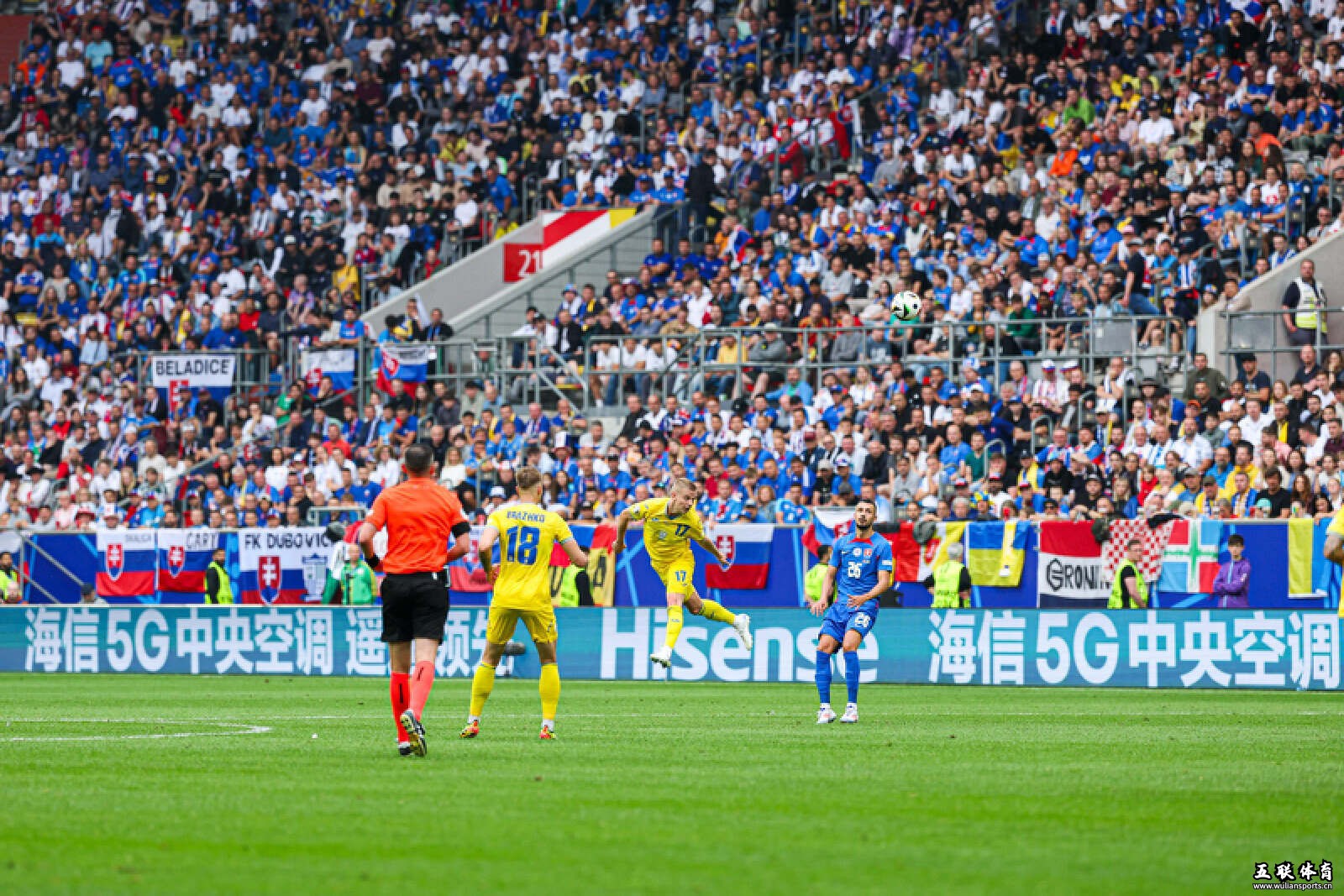 一场2-1，让2024欧洲杯超级死亡之组诞生，世界第3下轮输球就直接出局。