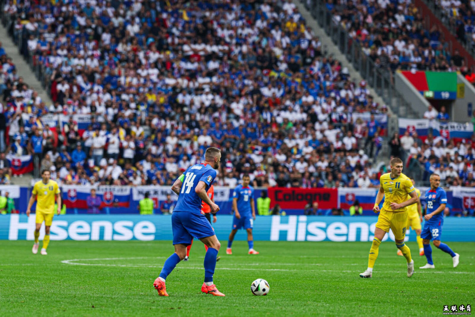 一场2-1，让2024欧洲杯超级死亡之组诞生，世界第3下轮输球就直接出局。