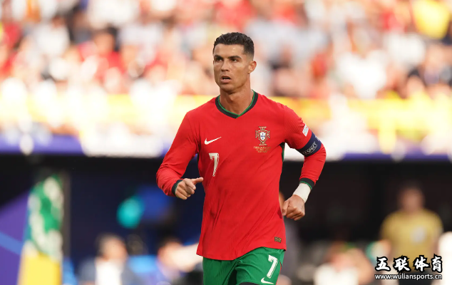 2024欧洲杯：C罗无私助攻，葡萄牙3-0大胜土耳其提前出线。