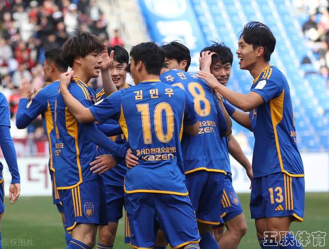 周六004韩职：蔚山VS水原FC，主场迎战水原，胜负天平倾向何方？