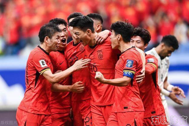 周二001亚洲杯：中国U20VS澳大利亚U20，国足已经雄起，展翅翱翔