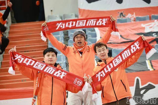 周三001亚冠：蔚山现代VS山东泰山，韩中豪门对决攻防博弈定胜负